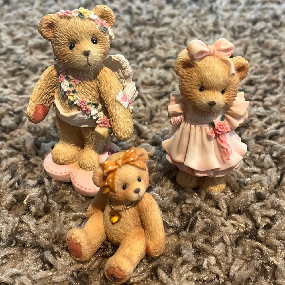 Cherished Teddies lot